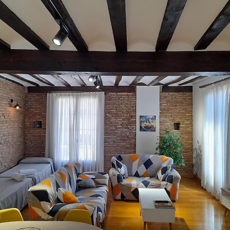 로그로노 Urban Loft La Galeria 아파트 외부 사진